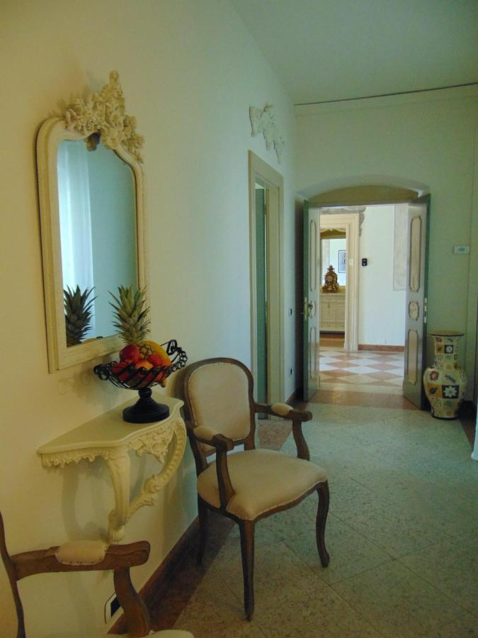 Galleria Imperiale Suites Sarnico Esterno foto