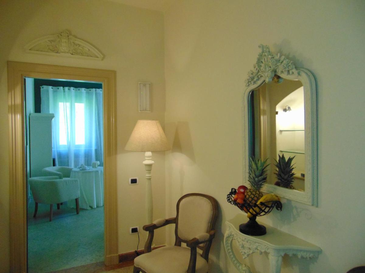 Galleria Imperiale Suites Sarnico Esterno foto