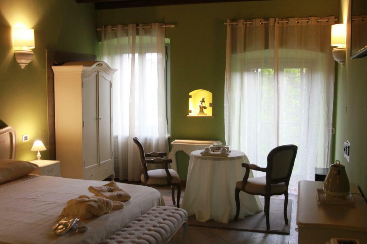 Galleria Imperiale Suites Sarnico Esterno foto