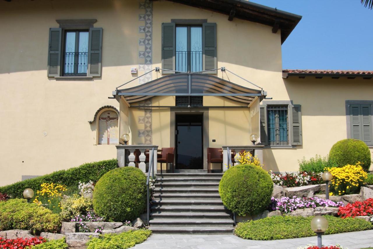 Galleria Imperiale Suites Sarnico Esterno foto